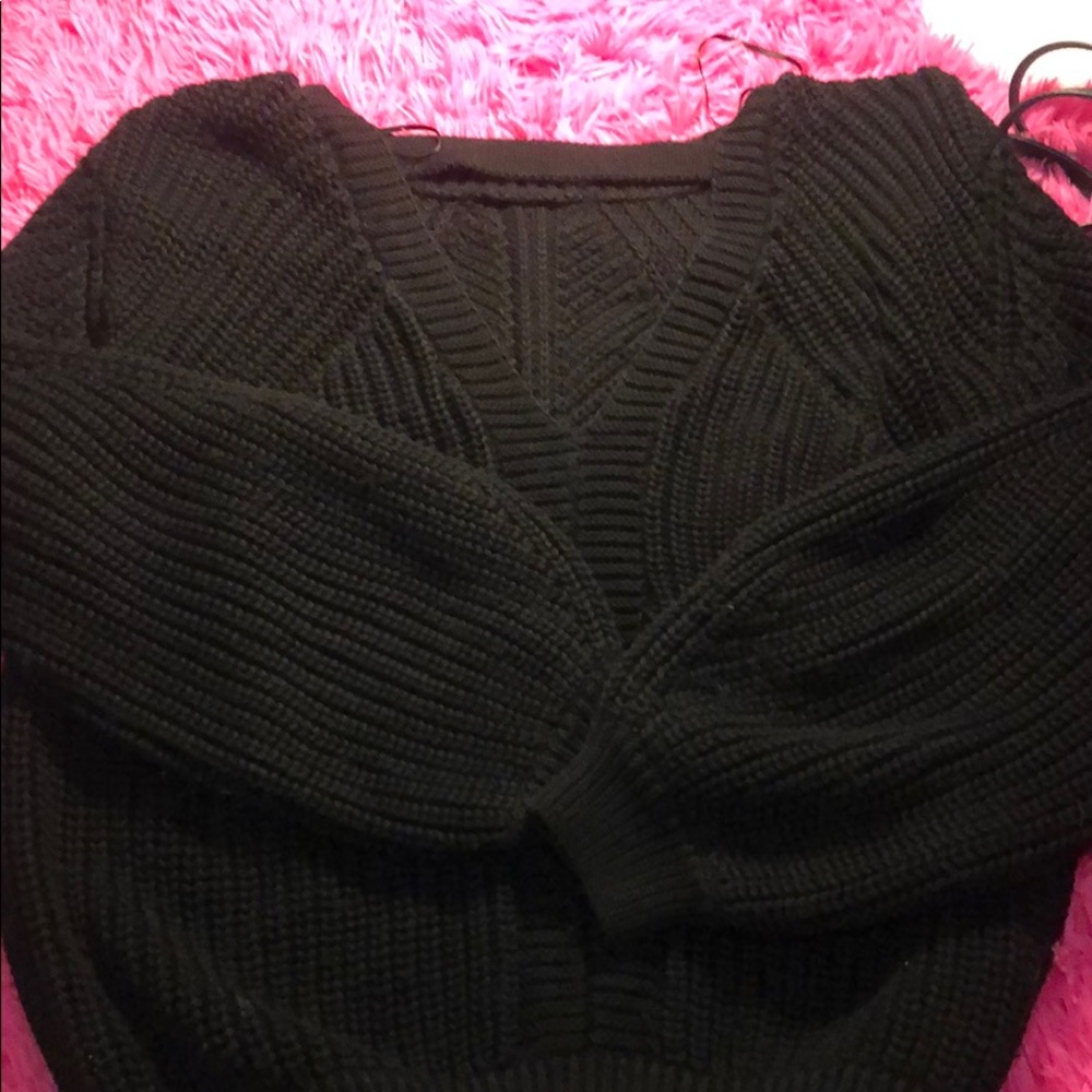 Cut out sexy Sweater